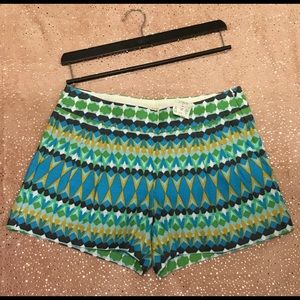 J CREW PATTERN SHORTS NWT SIZE 2 SIDE ZIP